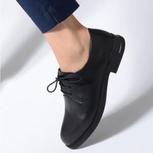 Camper Iman derby Oxford flats black leather size 38 / 7.5, like new